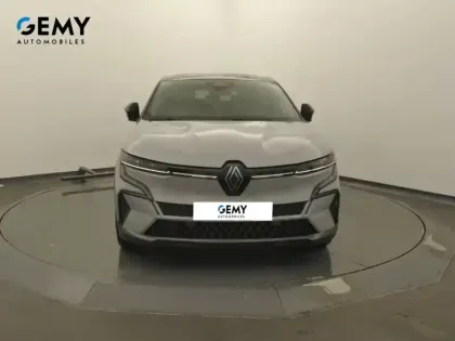 Photo 31 Renault Megane  E-Tech 220 ch autonomie confort AC22