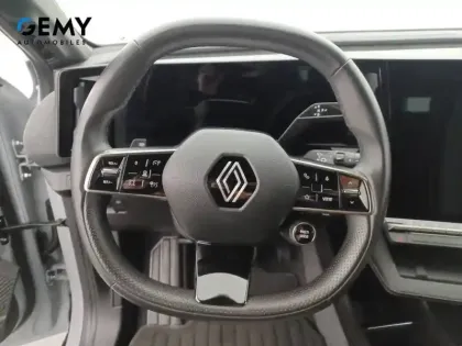 Photo 42 Renault Megane  E-Tech 220 ch autonomie confort AC22