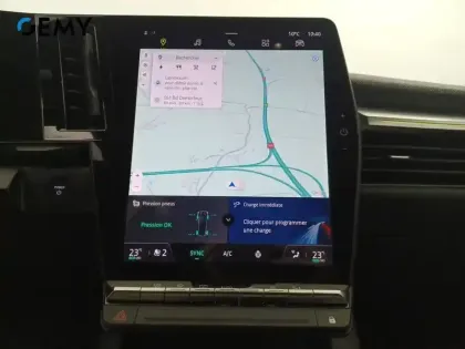 Photo 43 Renault Megane  E-Tech 220 ch autonomie confort AC22