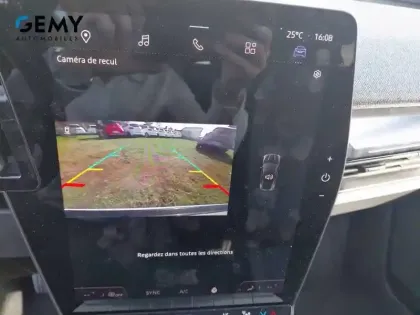 Photo 29 Renault Megane  E-Tech 220 ch autonomie confort AC22