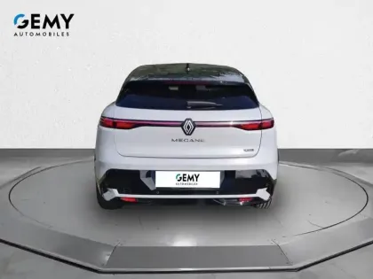 Photo 4 Renault Megane  E-Tech 220 ch autonomie confort AC22