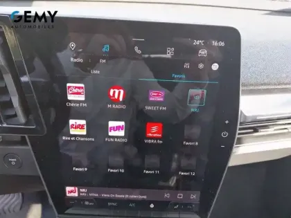 Photo 19 Renault Megane  E-Tech 220 ch autonomie confort AC22