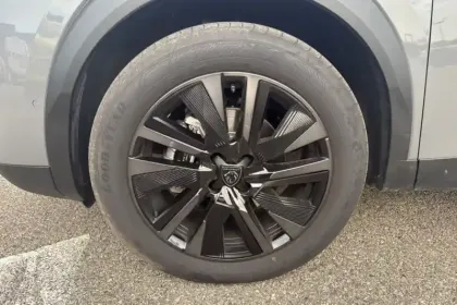 Photo 8 Peugeot 2008  Hybrid 145 e-DCS6