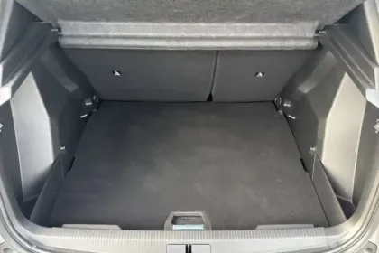 Photo 11 Peugeot 2008  Hybrid 145 e-DCS6