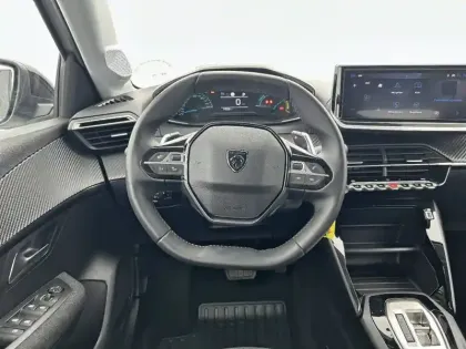 Photo 8 Peugeot 208  Hybrid 110 e-DCS6