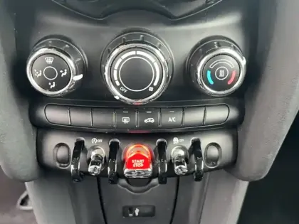 Photo 19 Mini Mini Hatch 3 Portes One 75 ch