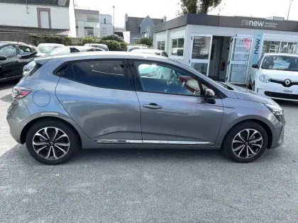 Photo 25 Renault Clio  E-Tech full hybrid 145 ch GSR2