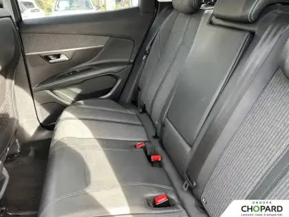 Photo 18 Peugeot 3008  Hybrid 225 e-EAT8