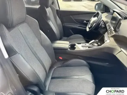 Photo 12 Peugeot 3008  Hybrid 225 e-EAT8