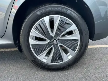 Photo 17 Skoda Kamiq  1.0 TSI Evo 2 116 ch BVM6