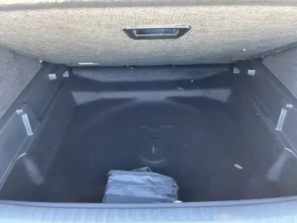 Photo 40 Peugeot 3008  Electrique 73 kWh 210 ch