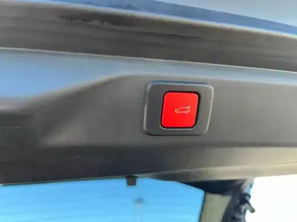 Photo 74 Peugeot 3008  Electrique 73 kWh 210 ch