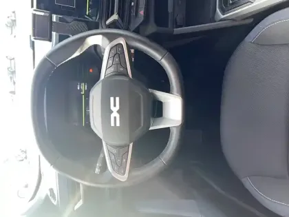 Photo 20 Dacia Duster  Hybrid 140