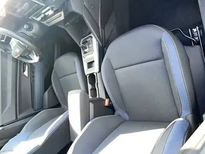 Photo 12 Dacia Duster  Hybrid 140