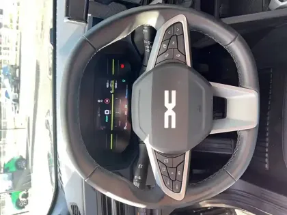 Photo 13 Dacia Duster  Hybrid 140