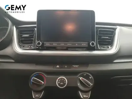 Photo 13 Kia Stonic  1.0 T-GDi 100 ch MHEV iBVM6
