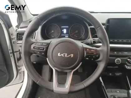 Photo 12 Kia Stonic  1.0 T-GDi 100 ch MHEV iBVM6