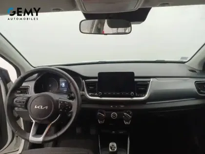 Photo 7 Kia Stonic  1.0 T-GDi 100 ch MHEV iBVM6