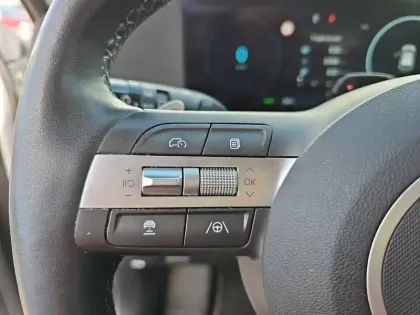 Photo 23 Hyundai Kona  Electrique 65 kWh - 217 ch