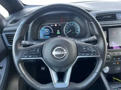 Photo 41 Nissan Leaf  Electrique 40kWh