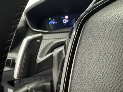 Photo 62 Peugeot 208  Hybrid 110 e-DCS6