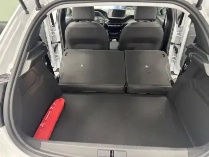 Photo 51 Peugeot 208  Hybrid 110 e-DCS6