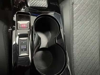 Photo 12 Peugeot 208  Hybrid 110 e-DCS6