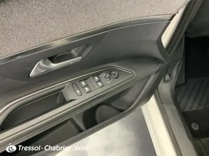 Photo 19 Peugeot 3008  Puretech 130ch S&S EAT8 Allure