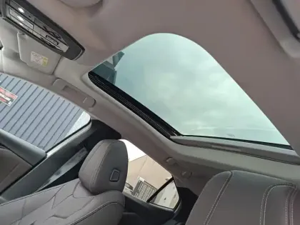 Photo 16 DS DS 4  Hybride E-Tense 225 EAT8 Cross Opera