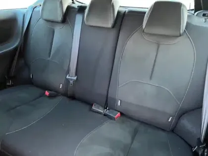 Photo 11 DS DS 3  Essence 130 Performance Line GPS CarPlay Radar Recul Clim Auto