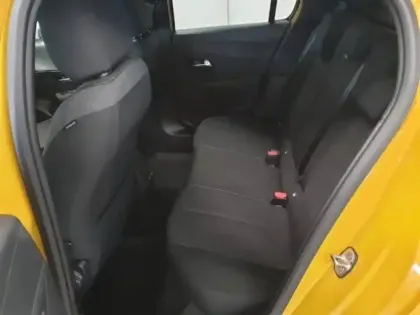 Photo 13 Peugeot 208  e- 136ch Style