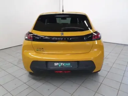 Photo 5 Peugeot 208  e- 136ch Style