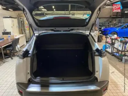 Photo 29 Peugeot 2008  1.2 Hybrid 145ch Style e-DCS6