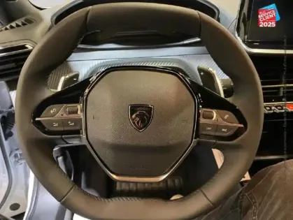 Photo 27 Peugeot 2008  1.2 Hybrid 145ch Style e-DCS6