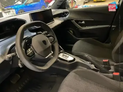 Photo 30 Peugeot 2008  1.2 Hybrid 145ch Style e-DCS6