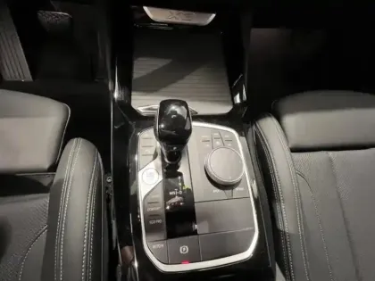 Photo 14 BMW X3  sDrive18d 150ch Business Design