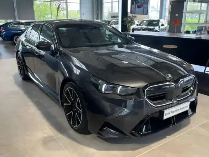 Photo 40 BMW Serie 5 Gén. VII (G90) Ph1 Base 4