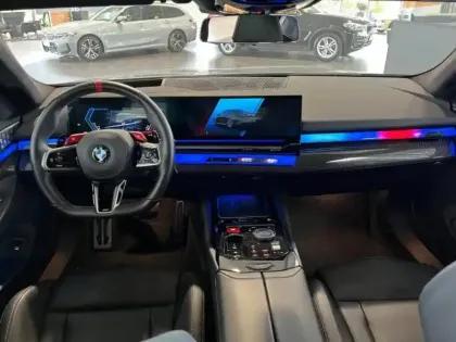 Photo 34 BMW Serie 5 Gén. VII (G90) Ph1 Base 4