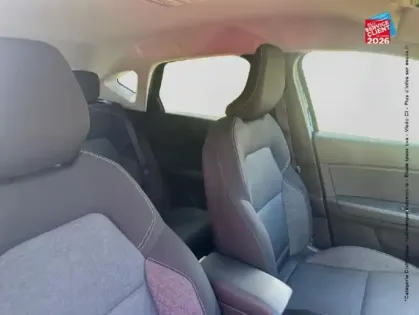 Photo 19 Renault Captur  1.6 E-Tech hybride 145ch Evolution GPS Camera