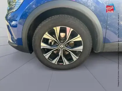 Photo 24 Renault Captur  1.6 E-Tech hybride 145ch Evolution GPS Camera