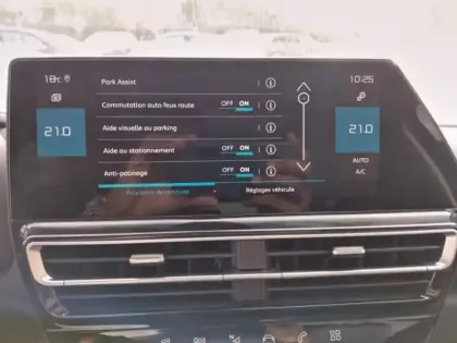 Photo 13 Citroën C5 aircross  1.2 Hybride 136ch MAX boite automatique