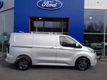 Photo 14 Ford Custom Gén. II Ph1 Limited 1