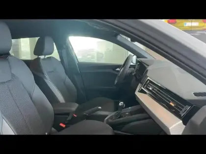 Photo 10 Audi A1  Sportback 30 TFSI 116ch S line plus S tronic 7