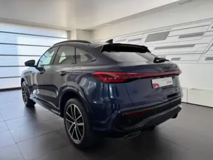 Photo 8 Audi Q5  2.0 e-hybrid 299ch S line quattro S tronic 7