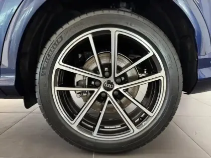 Photo 9 Audi Q5  2.0 e-hybrid 299ch S line quattro S tronic 7