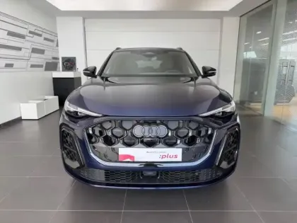 Photo 1 Audi Q5  2.0 e-hybrid 299ch S line quattro S tronic 7