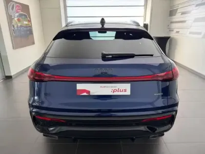 Photo 5 Audi Q5  2.0 e-hybrid 299ch S line quattro S tronic 7