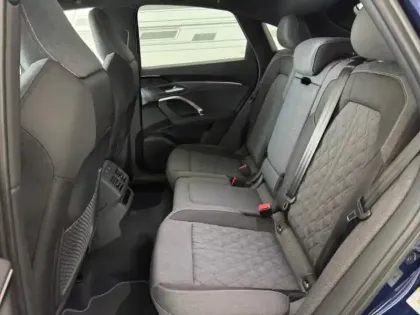 Photo 10 Audi Q5  2.0 e-hybrid 299ch S line quattro S tronic 7