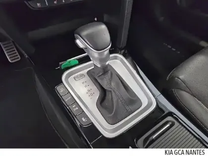 Photo 5 Kia Xceed  1.6 GDi 105ch + Plug-In 60.5ch Premium DCT6