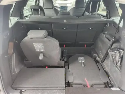 Photo 11 Peugeot 5008 II PureTech 130 S&amp;S EAT8 Active Business